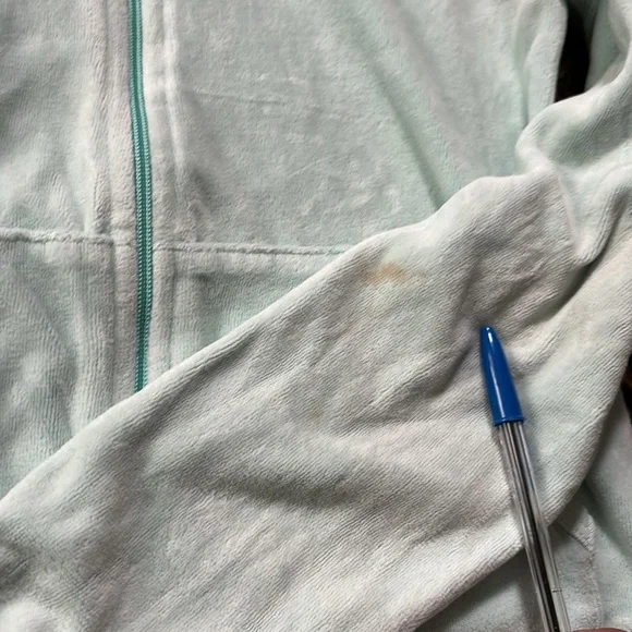 Juicy Couture Velour Green small Hoodie Jacket
With flaws - Picture 6 of 14